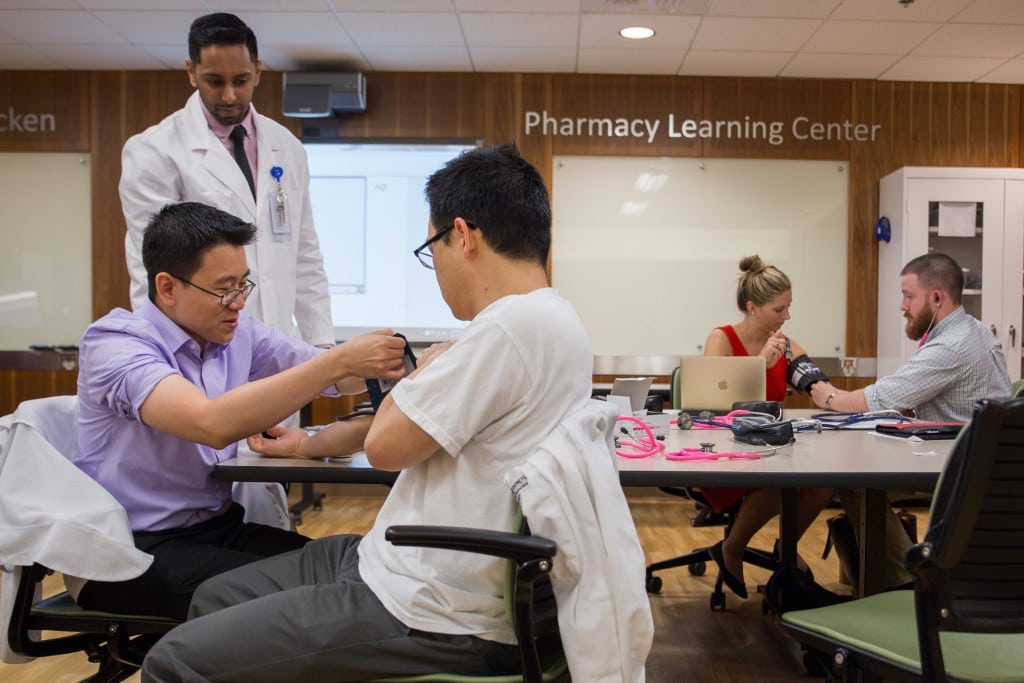 UWSOP student pharmacists train to be part of the patient care medical team in the Bracken Pharmacy Learning Center