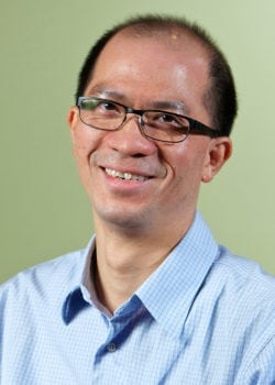 Professor of Pharmacy Lingtak-Neander Chan